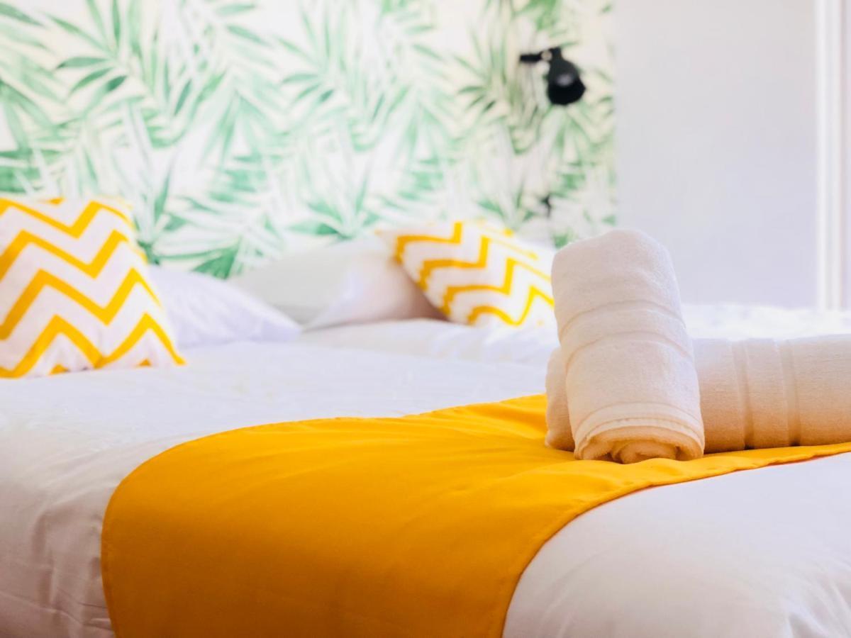 Nanit Rooms Ibiza Hostal Santa Eulária des Riu Exterior foto