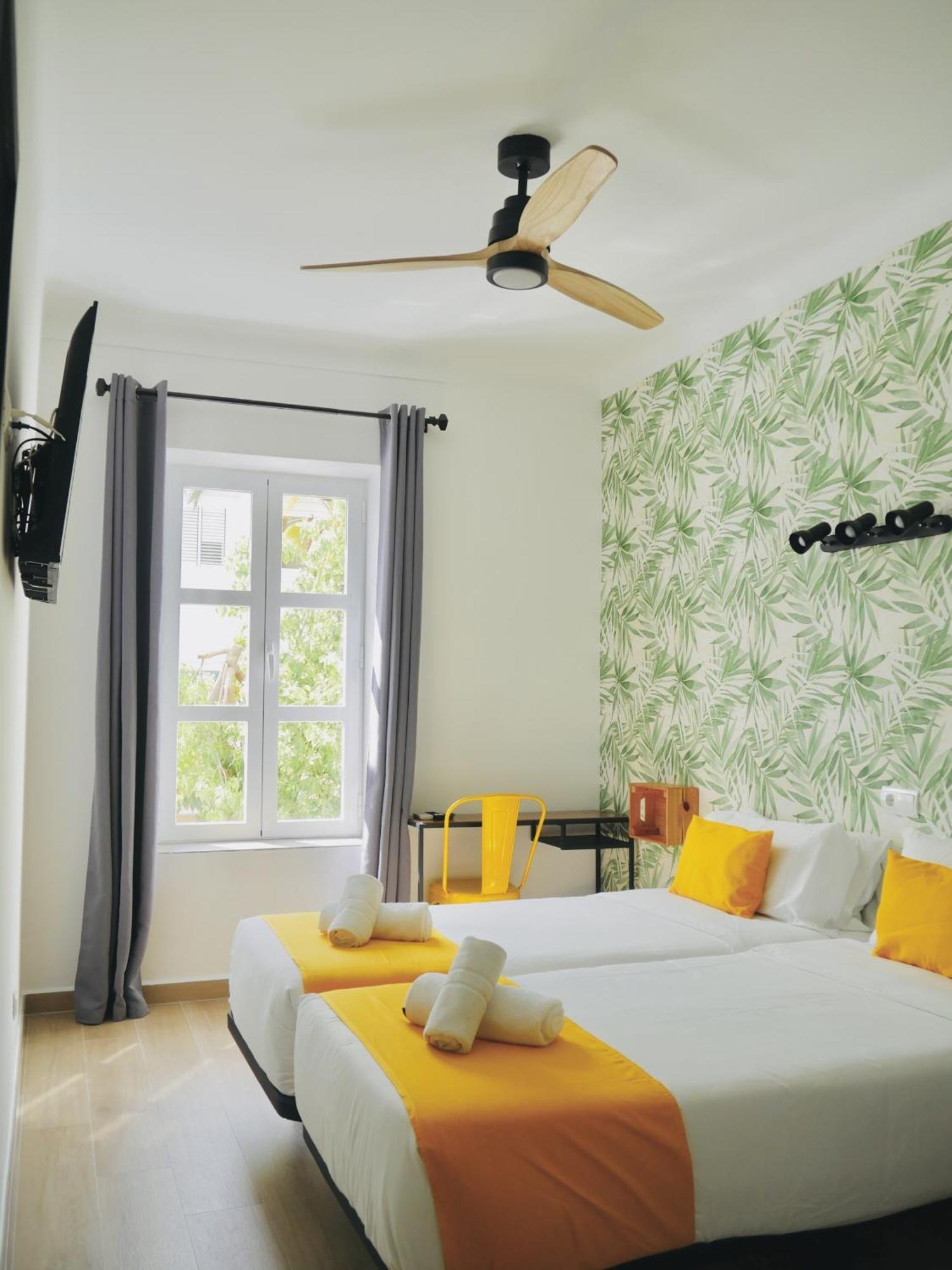 Nanit Rooms Ibiza Hostal Santa Eulária des Riu Quarto foto