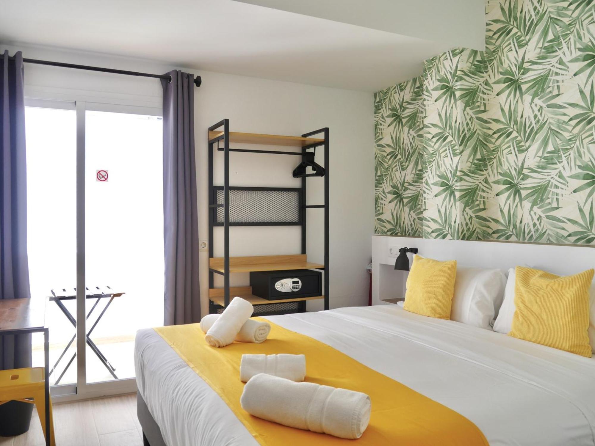 Nanit Rooms Ibiza Hostal Santa Eulária des Riu Quarto foto